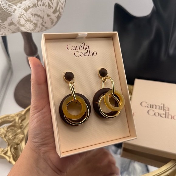Camila Coelho Multi-Tone Hoop Statement Earrings ✨ - Picture 5 of 7